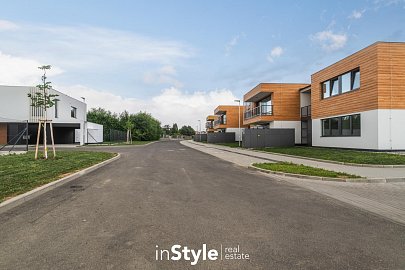 web_03_20250722_Reality_Jatkare-exteriery.jpg