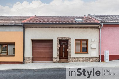 Pronájem domu rodinný 93 m² pozemek 180 m², Sochorcova, Staré Město