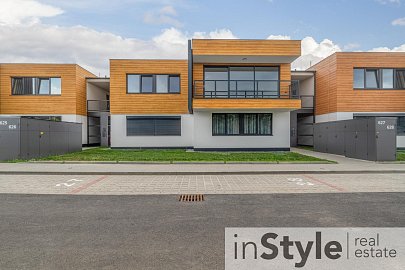 Pronájem bytu 1+kk 30 m², U Řeky, Uherské Hradiště-Jarošov