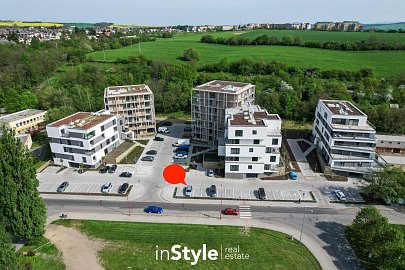 Pronájem prostor garážové stání 12 m², 28. října, Uherské Hradiště