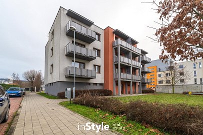 Pronájem bytu 1+kk 39 m², Města Mayen, Uherské Hradiště-Mařatice