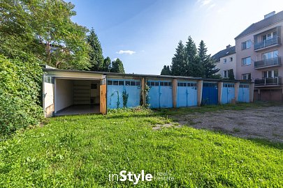 Pronájem zrekonstruované garáže s elektřinou a veřejným přístupem