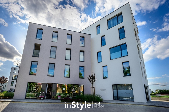 Pronájem moderního bytu 2+kk s krásným výhledem na Moravu