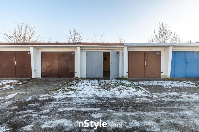 Prodej kompletně zreskonstruované garáže s přípojkou elektřiny